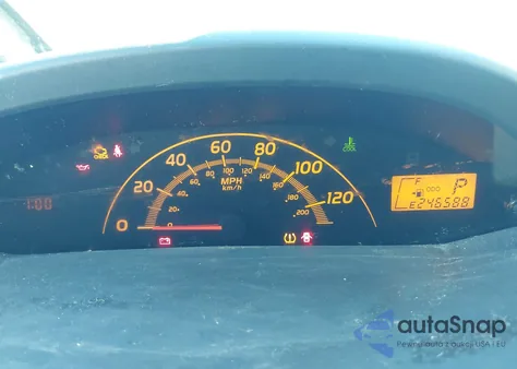 2010 Toyota Yaris z USA, uszkodzony, nr VIN JTDKT4K34A5319615